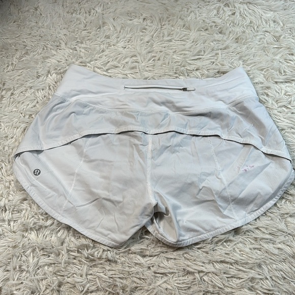 Lululemon Speed Up Short Long *4" Updated Fit White - Picture 4 of 7